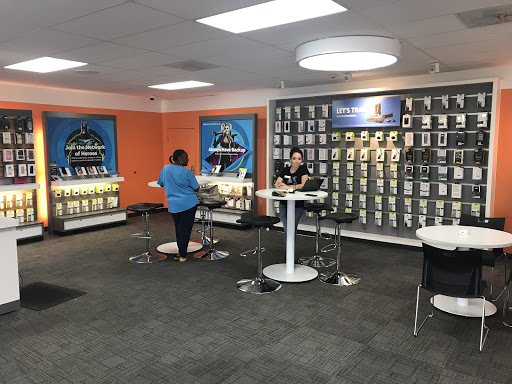 Cell Phone Store «AT&T Authorized Retailer», reviews and photos, 10009 Bridgeport Way SW #400, Lakewood, WA 98499, USA