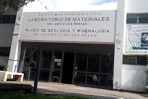 Laboratorio de Materiales Ing. Luis Silva Ruelas image