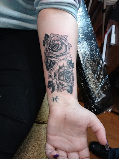 Tattoo Shop «Mean Ink Tattoo», reviews and photos, 35128 W Michigan Ave, Wayne, MI 48184, USA