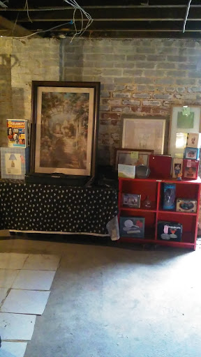 Grocery Store «Hamilton Grocery Store», reviews and photos, 2300 Hamilton Ave, Baltimore, MD 21214, USA