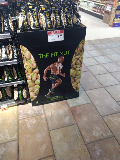 Supermarket «Giant Eagle Supermarket», reviews and photos, 111 W Madison St, Rochester, PA 15074, USA