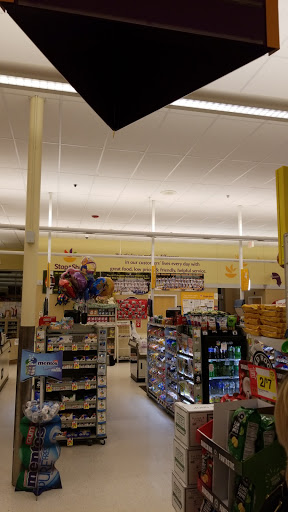 Grocery Store «Stop & Shop», reviews and photos, 209 N Main St, Andover, MA 01810, USA