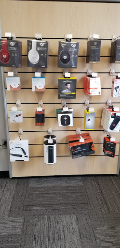 Verizon Authorized Retailer - A Wireless, 4260 Perkiomen Ave, Reading, PA 19606, USA, 