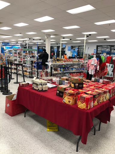 Clothing Store «Ross Dress for Less», reviews and photos, 5830 Kingstowne Center, Kingstowne, VA 22315, USA