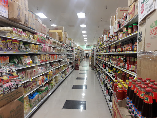 Supermarket «Fresh World», reviews and photos, 6901 Hechinger Dr, Springfield, VA 22151, USA