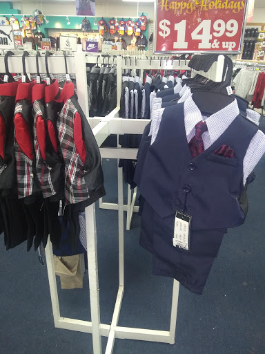 Shopping Mall «The Shops at Iverson», reviews and photos, 3737 Branch Ave, Temple Hills, MD 20748, USA