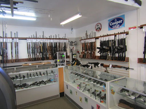 Loan Agency «Creighton Loans and Music», reviews and photos, 16404 WA-99, Lynnwood, WA 98037, USA