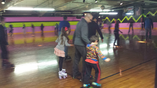 Sporting Goods Store «Hyde Park Roller Magic», reviews and photos, 4178 Albany Post Rd, Hyde Park, NY 12538, USA