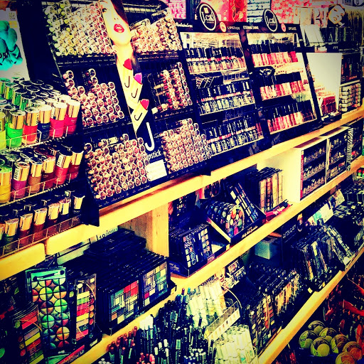 Beauty Supply Store «J & J Beauty Supply», reviews and photos, 2468 M.L.K. Jr Dr SW, Atlanta, GA 30311, USA