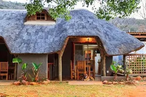 Emahlathini Guest Farm - Accommodation. Long Stay. Events image