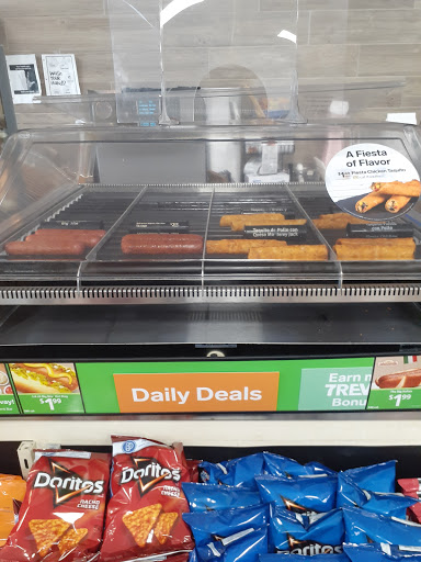 Convenience Store «7-Eleven», reviews and photos, 6980 40th St N, Pinellas Park, FL 33781, USA