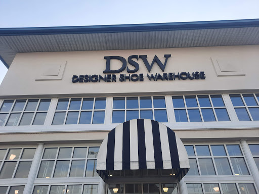 Shoe Store «DSW Designer Shoe Warehouse», reviews and photos, 290 Mid Rivers Center, St Peters, MO 63376, USA