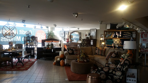 Furniture Store «Art Van Furniture - Warren - 8 Mile», reviews and photos, 13855 East 8 Mile Road, Warren, MI 48089, USA