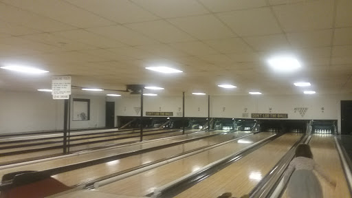 Bowling Alley «Danbury Duck Pin Lanes», reviews and photos, 7 E Hayestown Rd, Danbury, CT 06811, USA