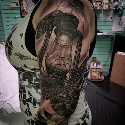 Tattoo Shop «Good Times Tattoo Company», reviews and photos, 14375 60th St N, Oak Park Heights, MN 55082, USA