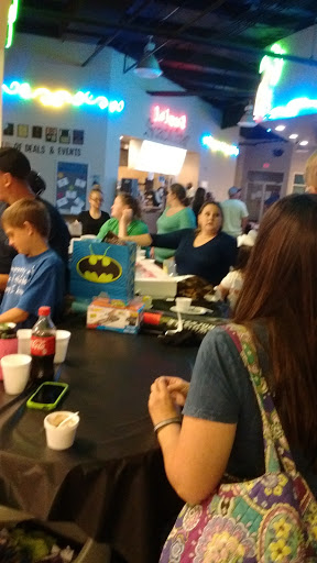 Bowling Alley «Island Strikz Entertainment», reviews and photos, 2302 E Pass Rd, Gulfport, MS 39507, USA