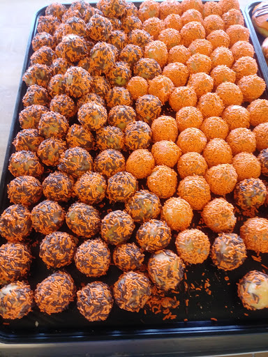 Donut Shop «Yum Yum Donuts», reviews and photos, 12821 Valley View Ave, La Mirada, CA 90638, USA