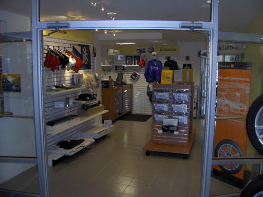 Volkswagen Dealer «North Penn VW-Mazda», reviews and photos, 165 Bethlehem Pike, Colmar, PA 18915, USA
