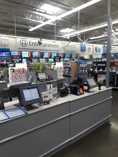 Department Store «Walmart Supercenter», reviews and photos, 762 Outlet Collection Way, Auburn, WA 98001, USA