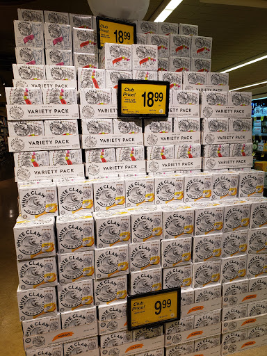 Shopping Mall «North Point Centre», reviews and photos, 320 Bay St, San Francisco, CA 94133, USA