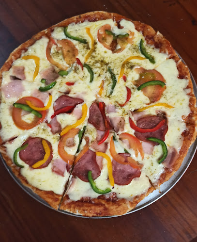Opiniones de CAFETERIA Y PIZZERIA EL MANA en Guayaquil - Pizzeria