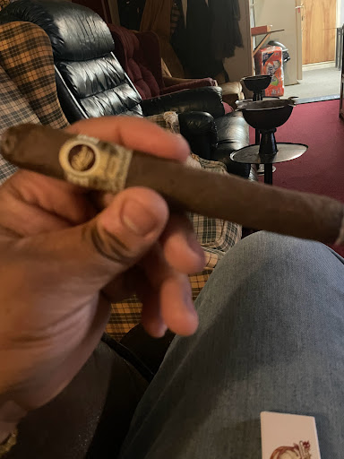 Cigar Shop «Dirty Dog Cigar Shoppe», reviews and photos, 4601 Walnut St, McKeesport, PA 15132, USA