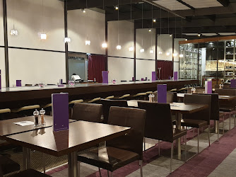 Spagos Restaurant - Bar & Lounge