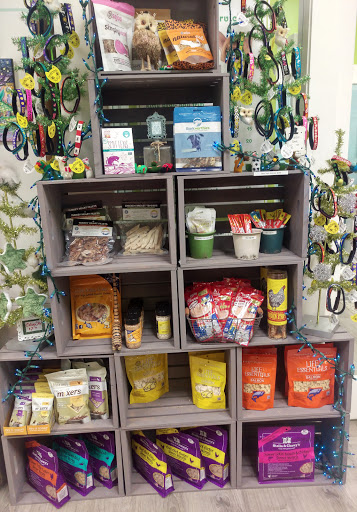 Shopping Mall «Bridle Trails Shopping Center», reviews and photos, 6501-6625 132nd Ave NE, Kirkland, WA 98033, USA