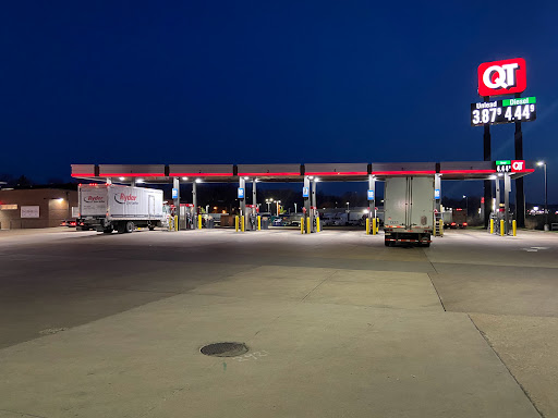 Gas Station «QuikTrip», reviews and photos, 850 McNutt St, Herculaneum, MO 63048, USA