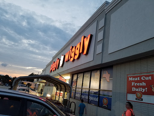 Grocery Store «Piggly Wiggly», reviews and photos, 418 W Thomas St, Rocky Mount, NC 27804, USA
