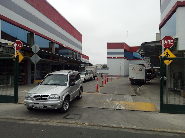 Centro Comercial Repuestos Automotrices de Machala