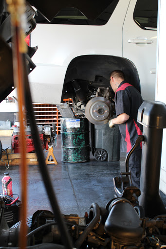 Auto Repair Shop «R & M Auto Repair Xperts», reviews and photos, 3190 E Sunset Rd C, Las Vegas, NV 89120, USA