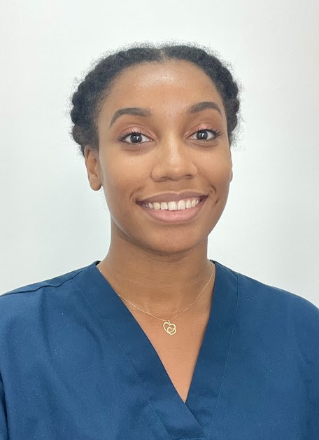 Dr SIDIBE Nina - Chirurgien Dentiste Parodontiste à Montigny-le-Bretonneux