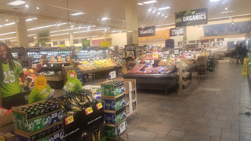 Grocery Store «Stop & Shop», reviews and photos, 31-06 Farrington St, Flushing, NY 11354, USA