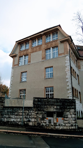 Rezensionen über Schulhaus Riedtli in Zürich - Schule