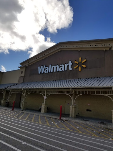Department Store «Walmart Supercenter», reviews and photos, 7450 Cypress Gardens Blvd, Winter Haven, FL 33884, USA