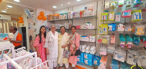 Me n Moms Baby Care & Kids Store in Jabalpur