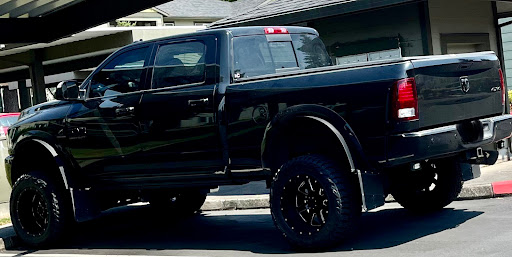 Tire Shop «Discount Tire Store - Clackamas, OR», reviews and photos, 8380 SE Sunnyside Rd, Clackamas, OR 97015, USA