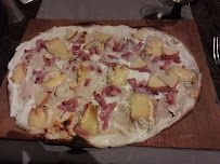 Tarte flambée du Restaurant de spécialités alsaciennes Restaurant Au Sanglier à Strasbourg - n°14