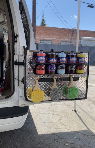 BlueShine Car Care Supplies en Commerce