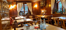 Atmosphère du Restaurant de spécialités alsaciennes Ferme Auberge du Molkenrain à Wattwiller - n°1