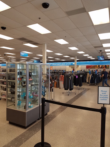 Clothing Store «Ross Dress for Less», reviews and photos, 3255 SW Cedar Hills Blvd, Beaverton, OR 97005, USA