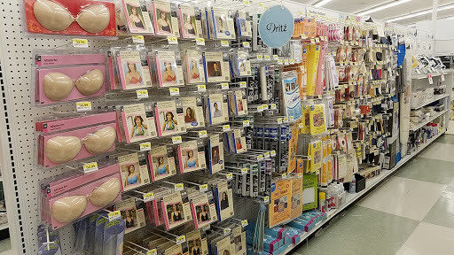 Fabric Store «Jo-Ann Fabrics and Crafts», reviews and photos, 8345 N Rockwell Ave, Oklahoma City, OK 73132, USA