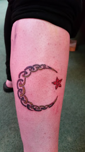 Tattoo Shop «Reigning Ink Tattoo», reviews and photos, 307 S Anderson St, Tullahoma, TN 37388, USA