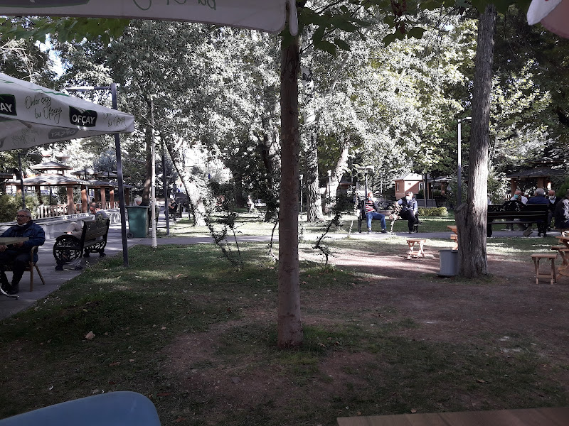 Ragıp Tüzün Parkı logo