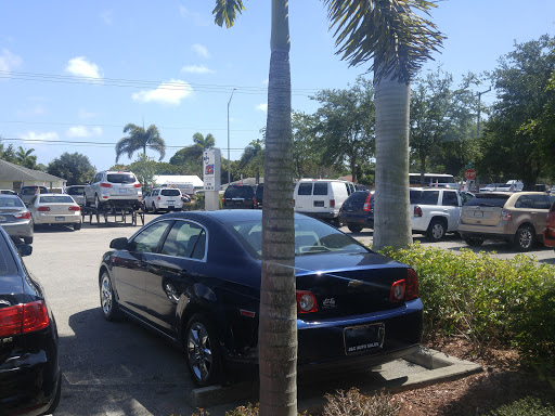 Used Car Dealer «J & C Auto Sales», reviews and photos, 1701 Pine Ridge Rd, Naples, FL 34109, USA