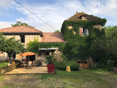 Relais de Camont à Sainte-Colombe-en-Bruilhois