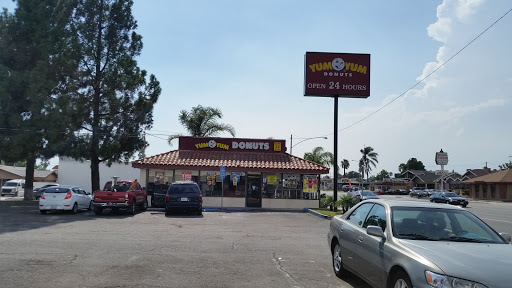 Donut Shop «Yum Yum Donuts», reviews and photos, 205 E Foothill Blvd, Rialto, CA 92376, USA