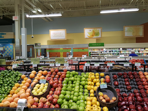 Supermarket «Publix Super Market at Walden Woods», reviews and photos, 2202 James L Redman Pkwy, Plant City, FL 33563, USA