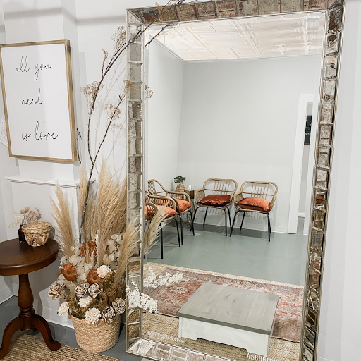 Bridal Shop «Something Blue Bridal Boutique», reviews and photos, 107 W Stewart Ave, Puyallup, WA 98371, USA